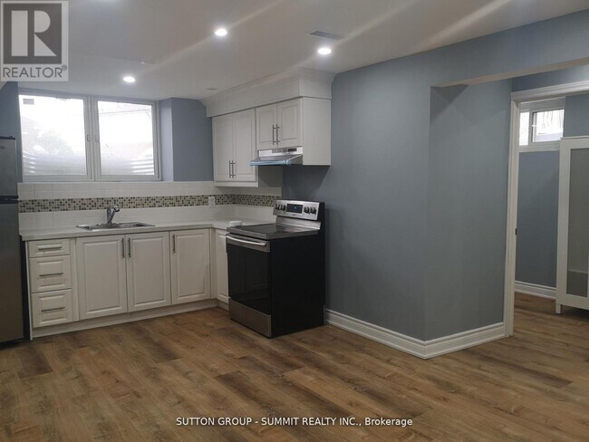 Building Photo - 46 Sharon Ct