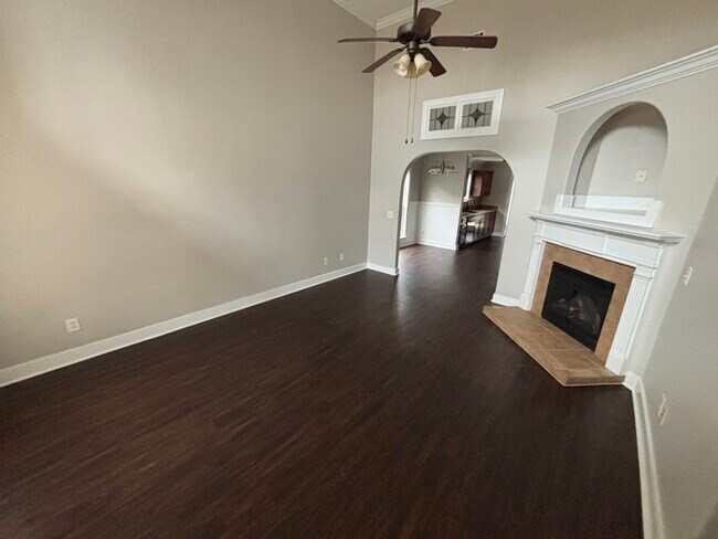 Foto del edificio - 108 Moss Stone Ln