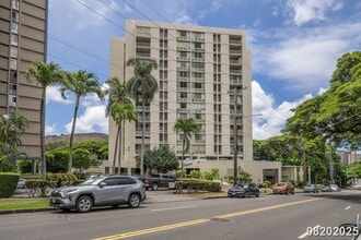 Building Photo - 2029 Nuuanu Ave