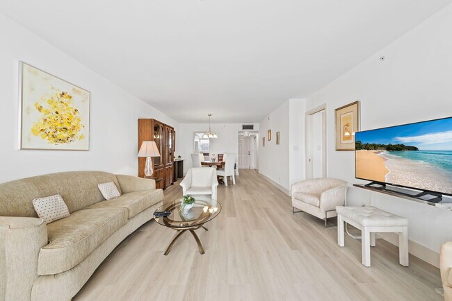 Foto del edificio - 3300 S Ocean Blvd