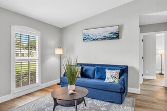 Building Photo - 81 Wickliffe Dr