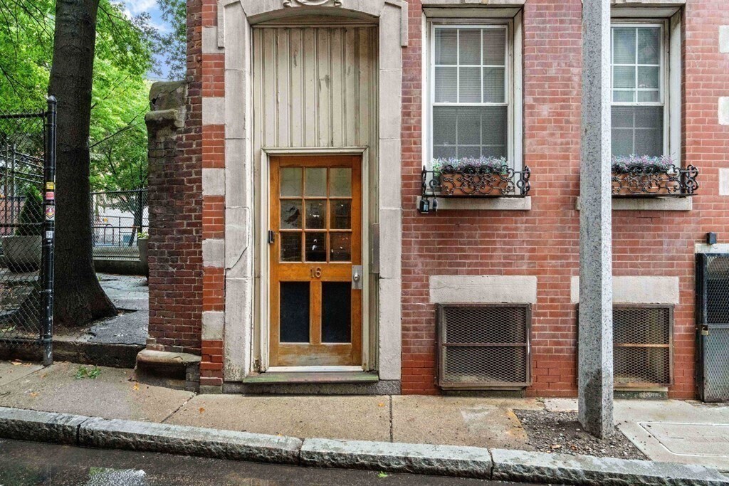 Foto principal - 16 Stillman St