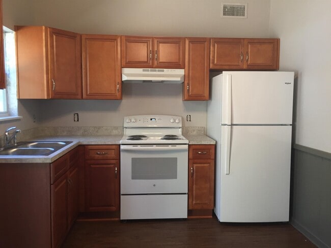 Building Photo - 4724 Cobblestone Ln