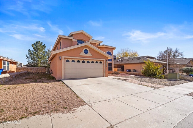 Foto del edificio - 3820 Tierra Campa Dr