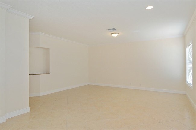 Foto del edificio - 1102 NW 8th St