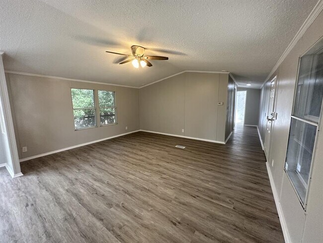 Building Photo - 21349 W Knox Dr
