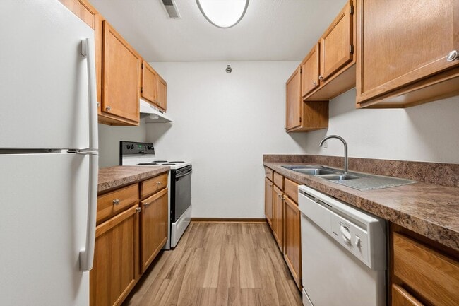 Interior Photo - Cameron Heights Associates LLC