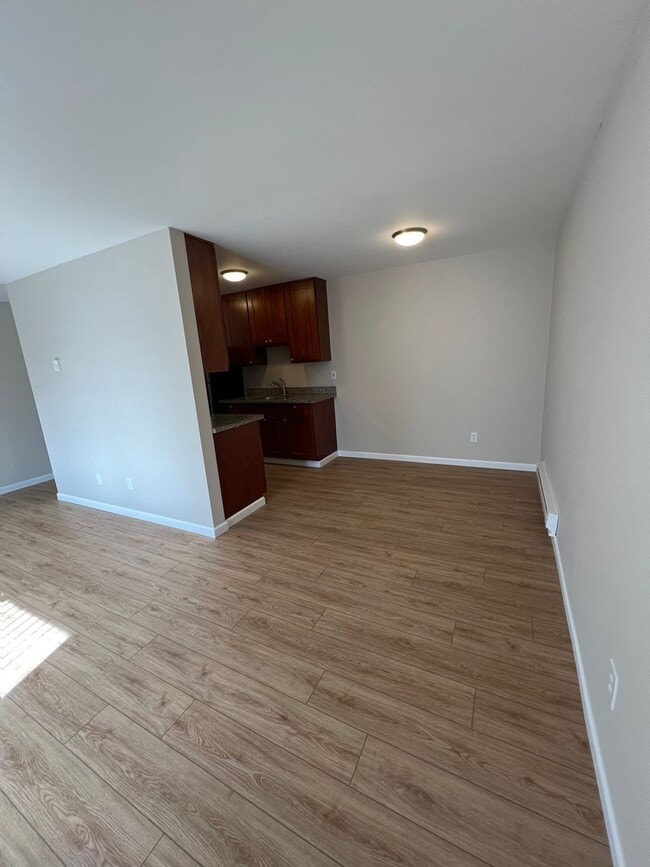 Foto del edificio - Secure Entry Downtown Living in the Heart of Everett