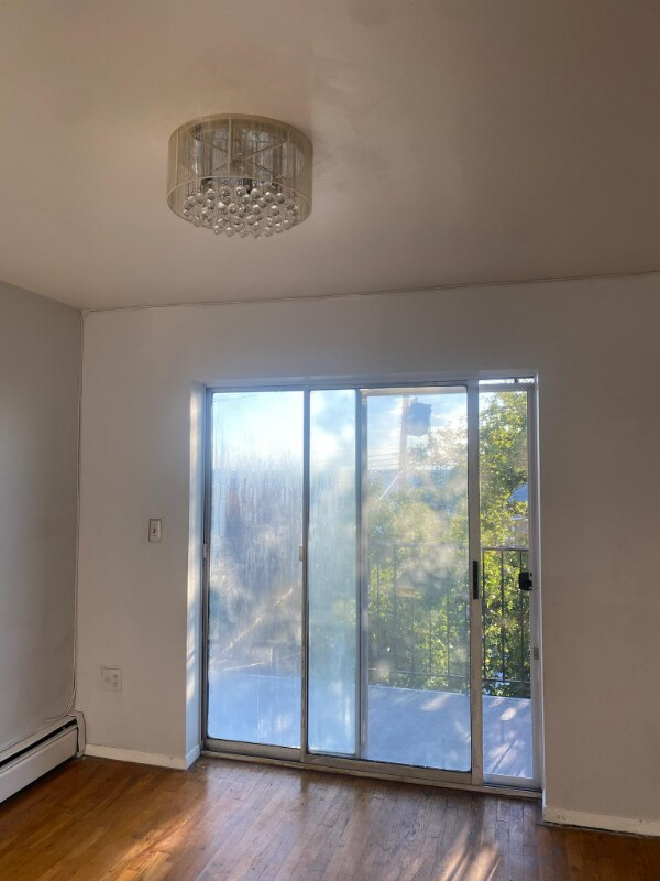 Building Photo - 247 Longstreet Ave