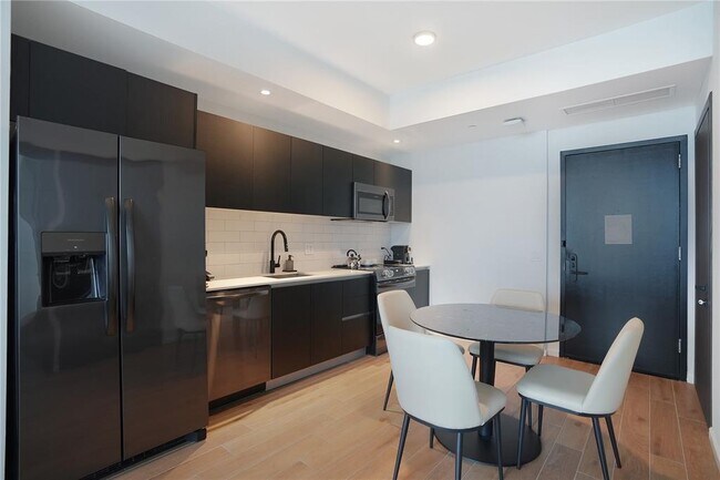 Foto del edificio - 398 NE 5th St