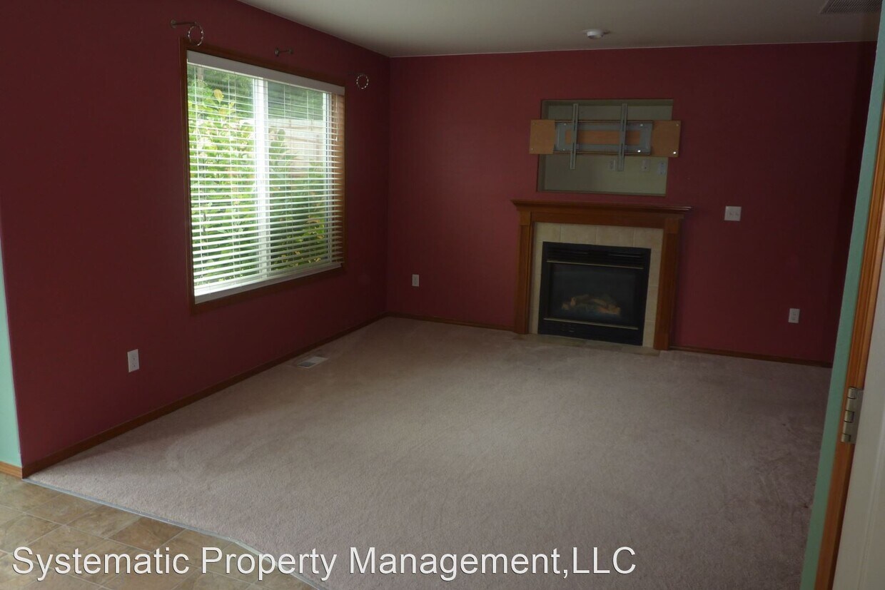 Foto del edificio - 3 br, 2.5 bath House - 225 Allison Ave. E