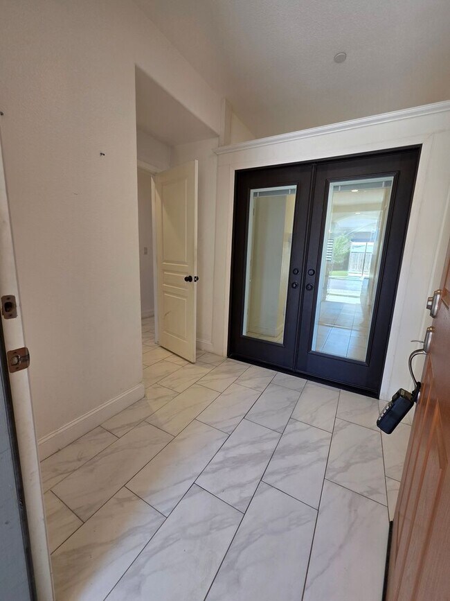 Foto del edificio - 3936 E Cypress Ave