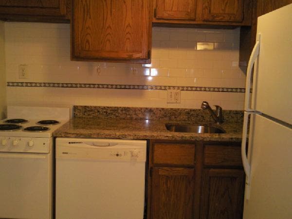 Foto del edificio - 1283 Commonwealth Ave