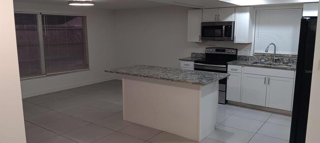 Foto del edificio - 7410 Moravian Dr