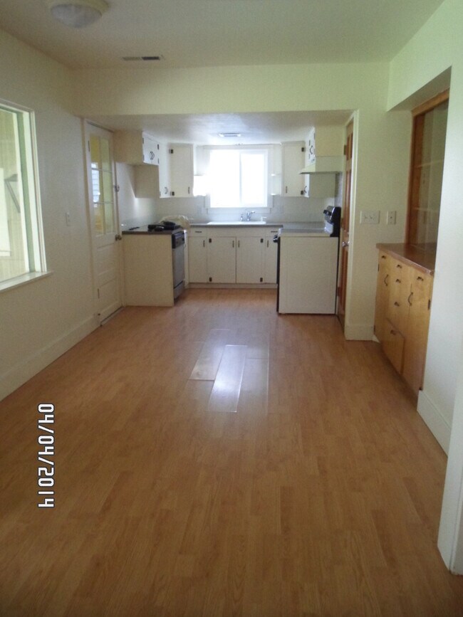 Building Photo - 123 NW 9th St