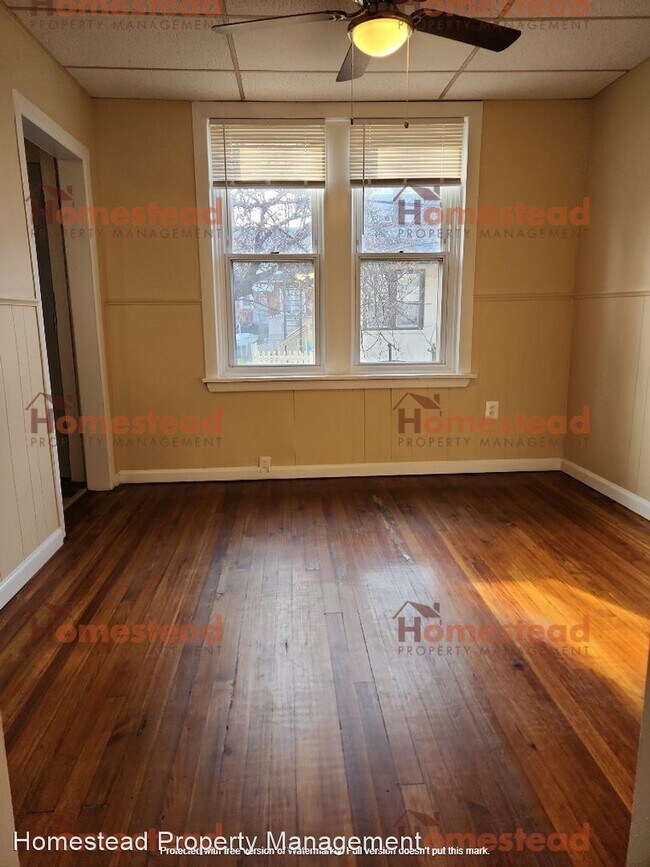 Building Photo - 3 br, 1 bath House - 21 Cedar St