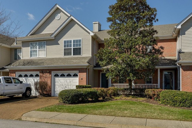 Building Photo - 3-bedroom townhouse in Fieldstone Farms