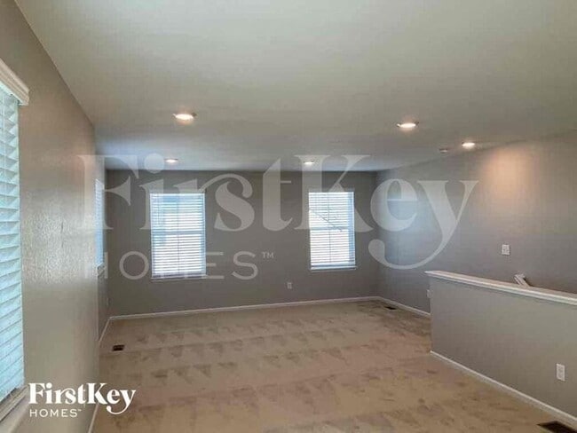 Building Photo - 4401 N Quatar Ct