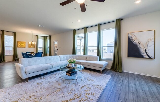 Building Photo - 4507 Avellino Dr