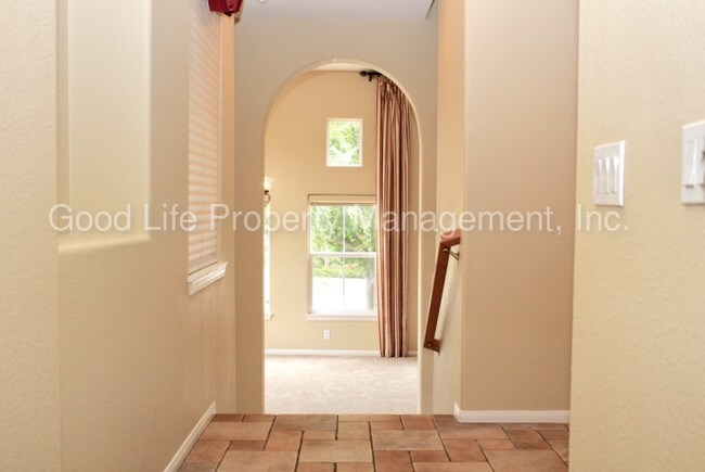 Building Photo - 13315 Via Milazzo