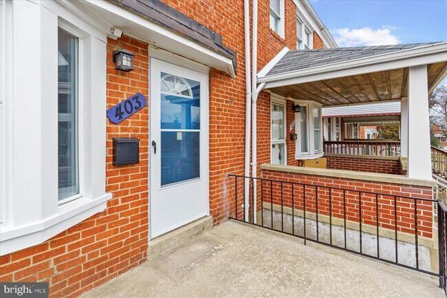 Photo - 403 Edmunds Way House