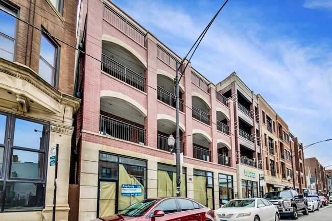 Foto del edificio - 2618 N Halsted St