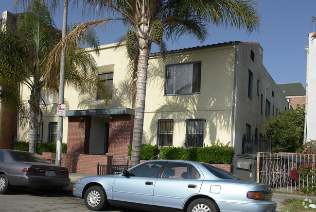 Building Photo - The Gramercy Apartments