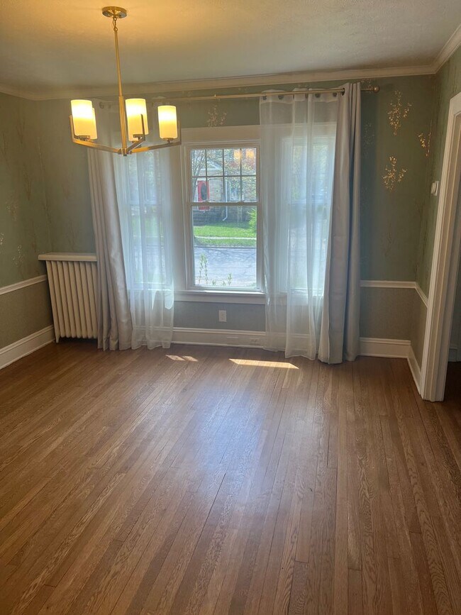 Foto del edificio - Charming Cleveland Heights Single Family Home