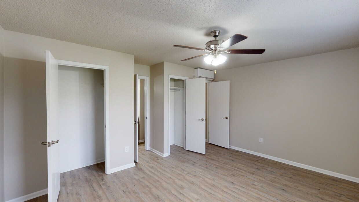 Midland Court Apartments Shawnee, KS