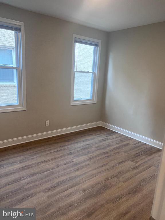 Building Photo - 8611 Flower Ave