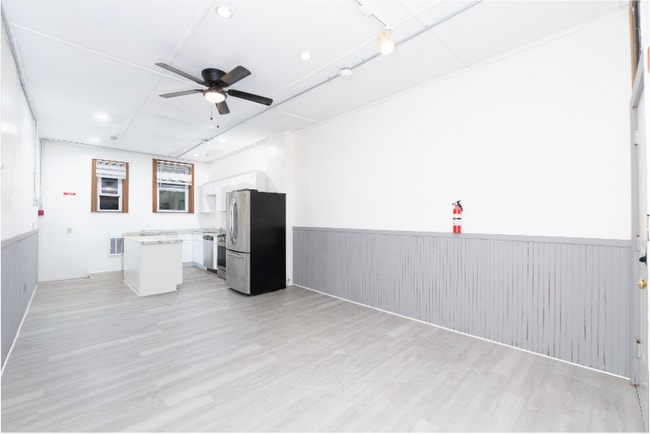 Foto del edificio - 317 Branch Ave