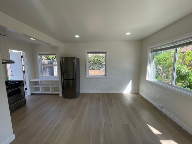 Sala de estar - 324 S Freeman St