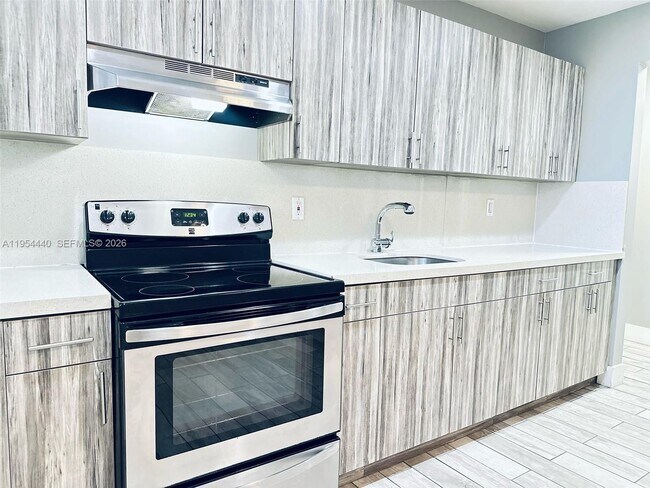 Foto del edificio - 1756 NW 2nd Ct