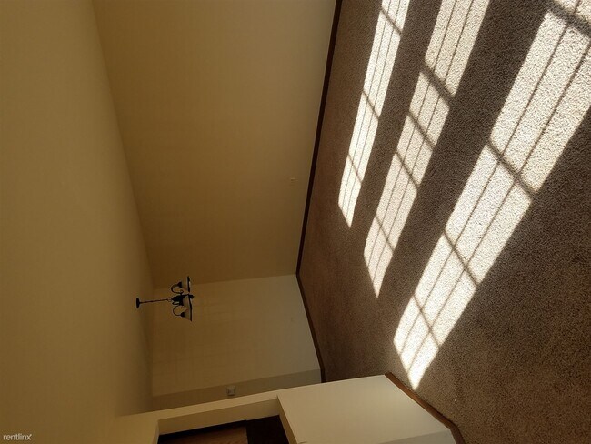 Building Photo - 4100 Williamsburg Ct