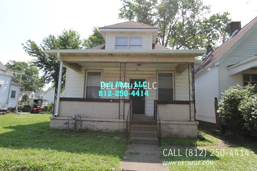 Primary Photo - 1111 Baker Ave