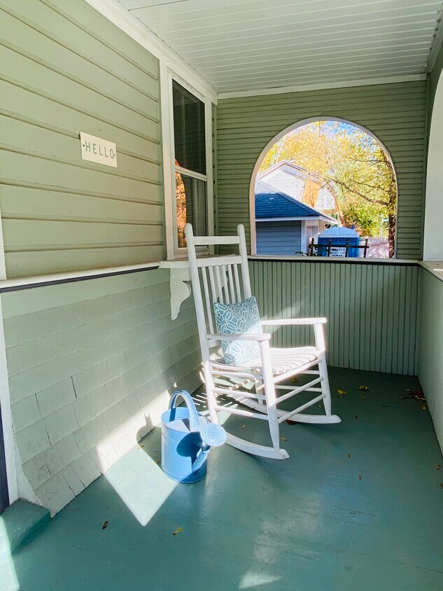 Foto principal - 415 E Benton Ave