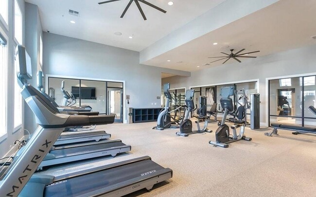 Foto del edificio - Mariblu Hunters Creek 55+ Active Adult Apartment Homes