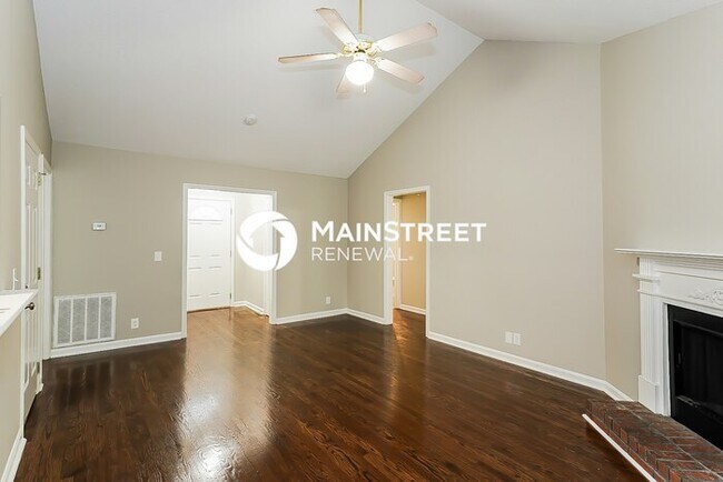 Foto del edificio - 3 Bedroom Pet-Friendly Home in NASHVILLE, TN with Main Street Renewal