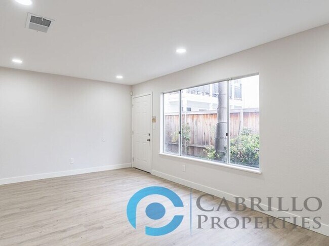 Foto del edificio - 4776 Bancroft Street
