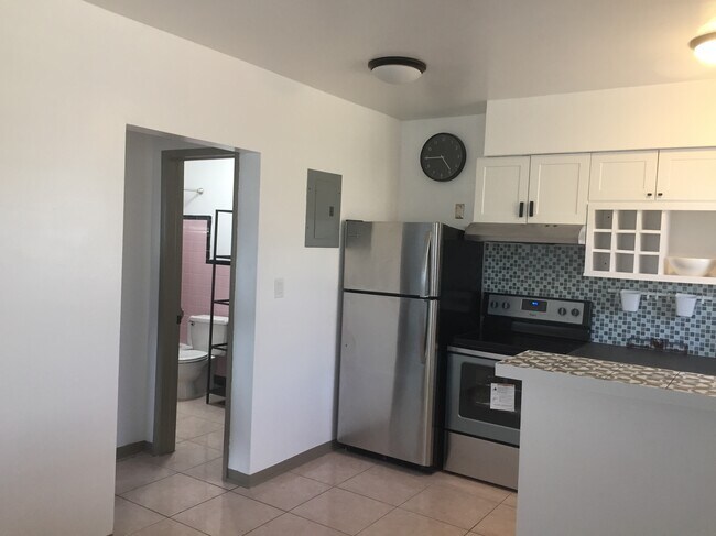 Foto del edificio - 615 NE 7th St