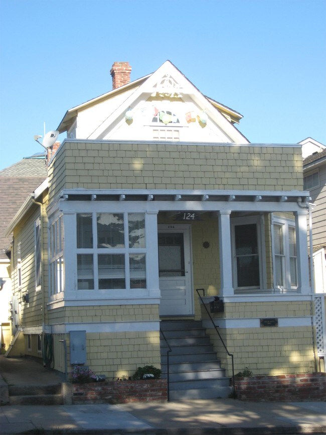 Foto del edificio - 124 Grand Ave
