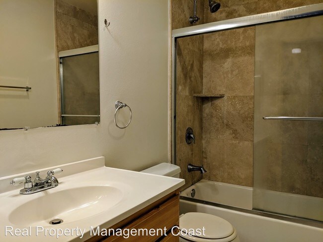 Building Photo - 2 br, 1.5 bath House - 13 Brookfield
