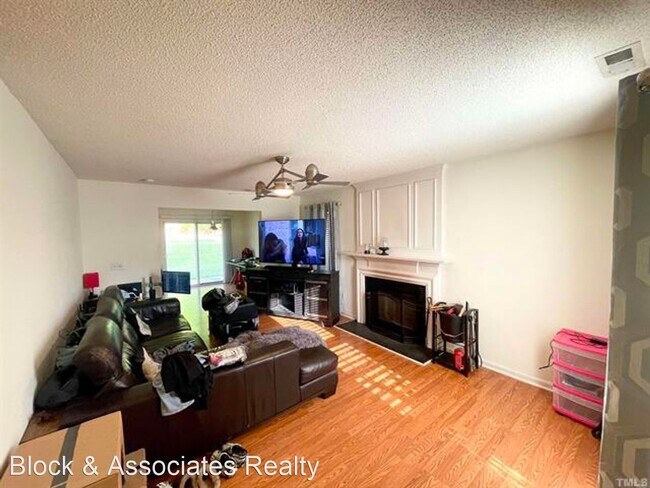 Foto del edificio - 3 br, 2.5 bath House - 5100 Cardinal Grove...