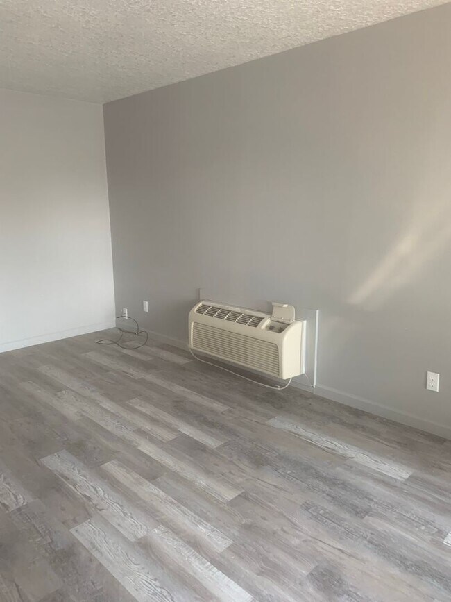 Foto del edificio - Cute 1 bed/1 bath home in Myrtle Creek.