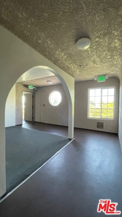 Building Photo - 1212 Arapahoe St