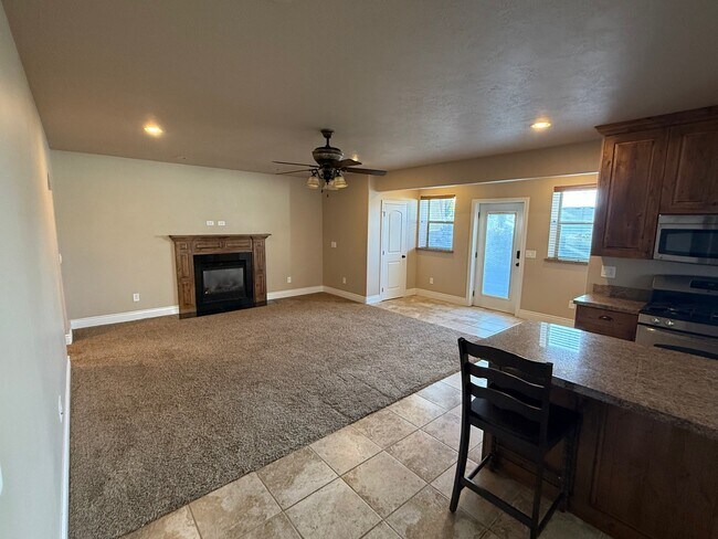 Foto del edificio - 5078 W Woodsmere Ln