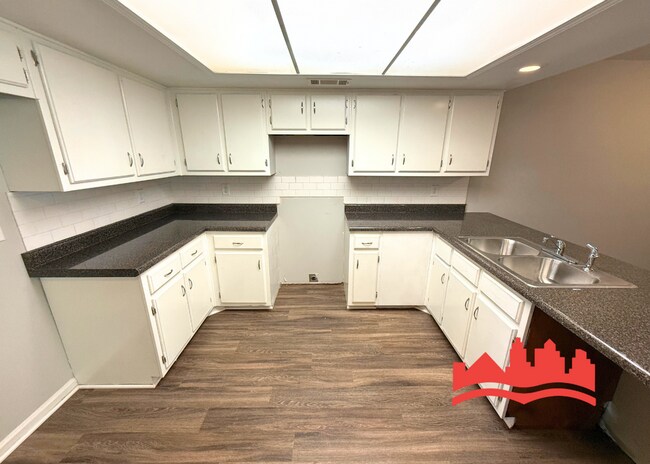 Foto del edificio - 3708 Deer Crossing