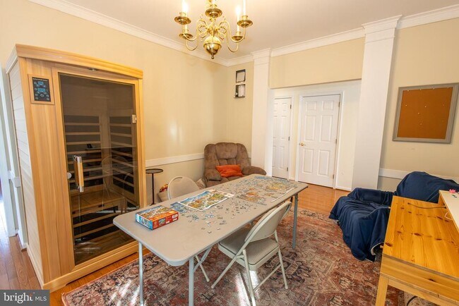 Foto del edificio - 616 Yardley Ln