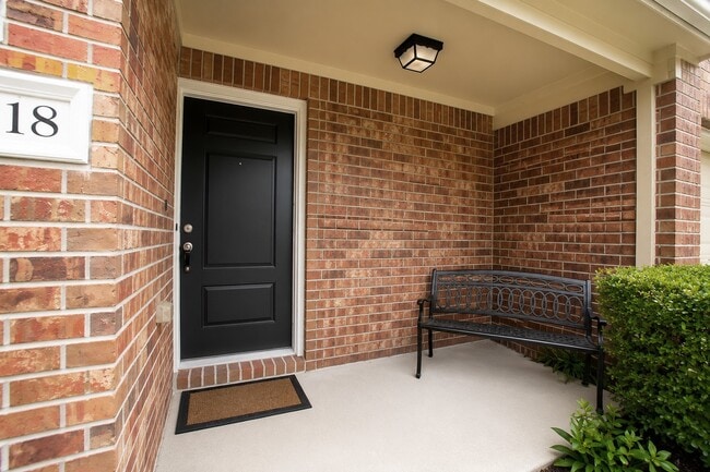 Building Photo - 1618 Grable Cove Ln