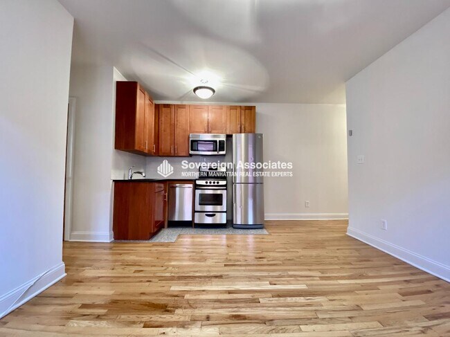 Foto del edificio - 615 Fort Washington Ave
